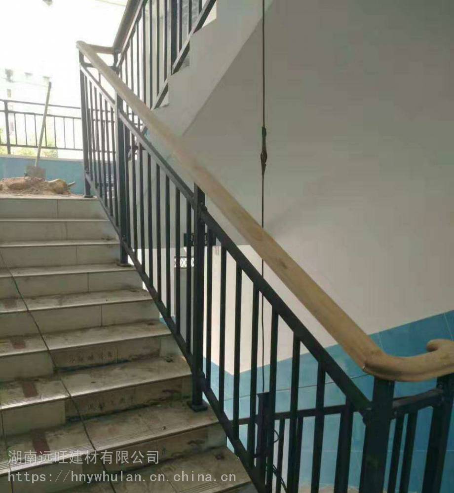 楼梯扶手多少钱一米