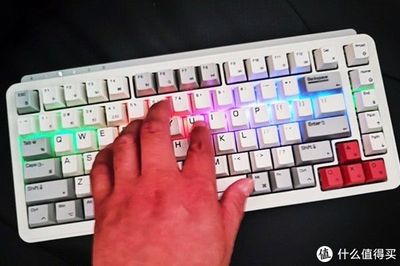 机械键盘怎么换颜色