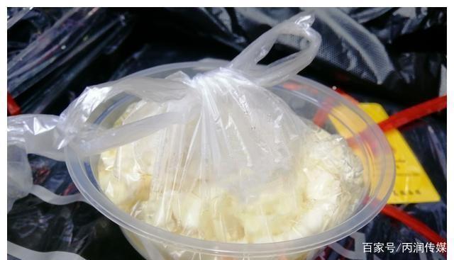 塑料袋落在锅里有毒吗