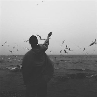 中学生短发男