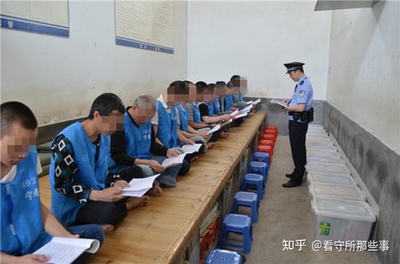 看守所晚上睡觉图片
