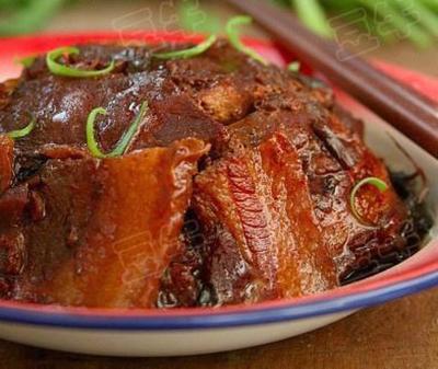 孕妇可以吃梅菜扣肉吗