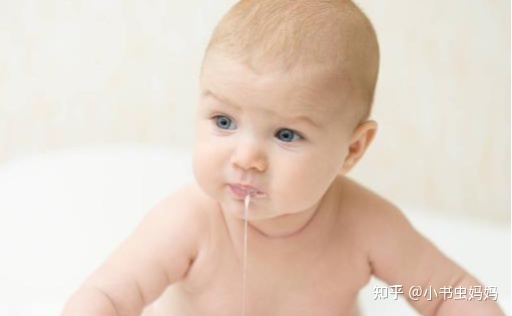四个月宝宝老吐奶怎么回事