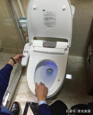 装马桶盖
