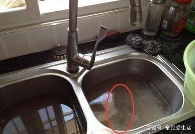 厨房热水没有了