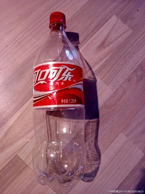可乐瓶子是什么塑料