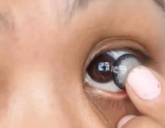 水下睁眼对眼睛有害吗