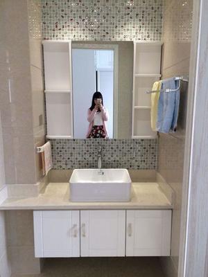 镜子可以放厨房旁边吗