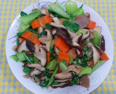 猪肉青菜香菇的做法
