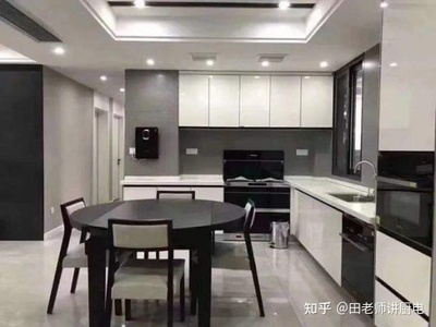 集成灶黑色配什么颜色橱柜