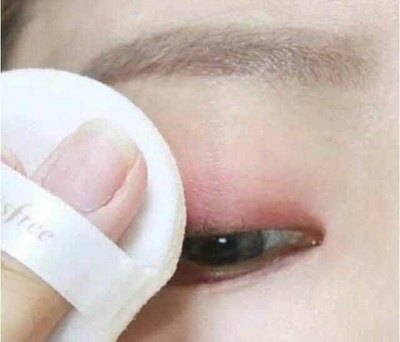 化妆粉扑怎么用
