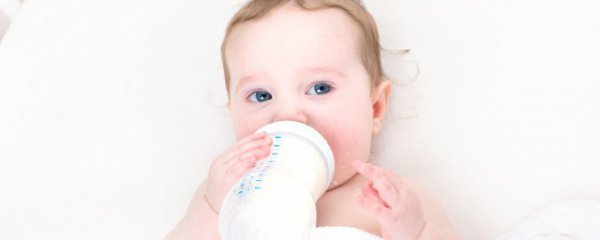 婴儿正常的奶量多少算正常