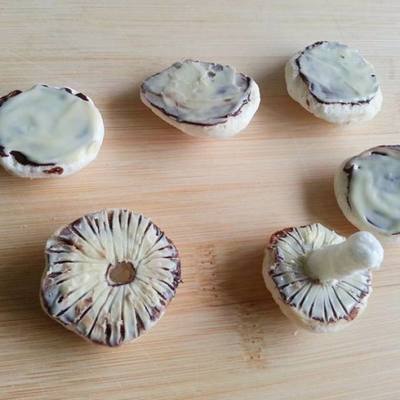 磨菇菌制作方法