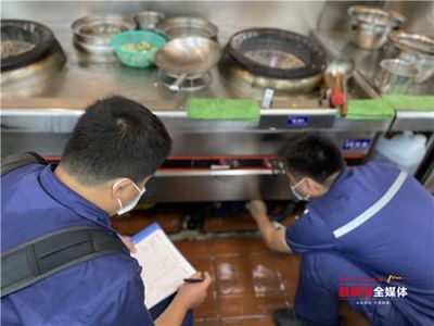 酒店厨房天燃气管子安全