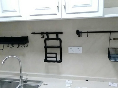 厨房两根管