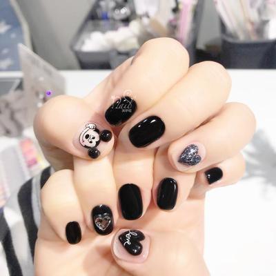百搭美甲