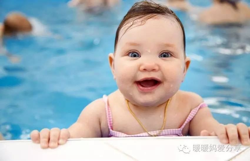 三个月的宝宝可以游泳吗