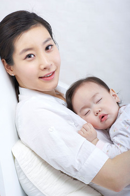 孕妇坐月子能洗头吗