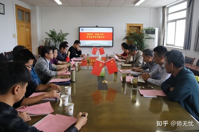 合同制老师寒暑假有工资吗