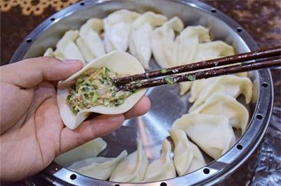 怀孕梦见吃饺子