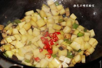 土豆要怎么炒才好吃