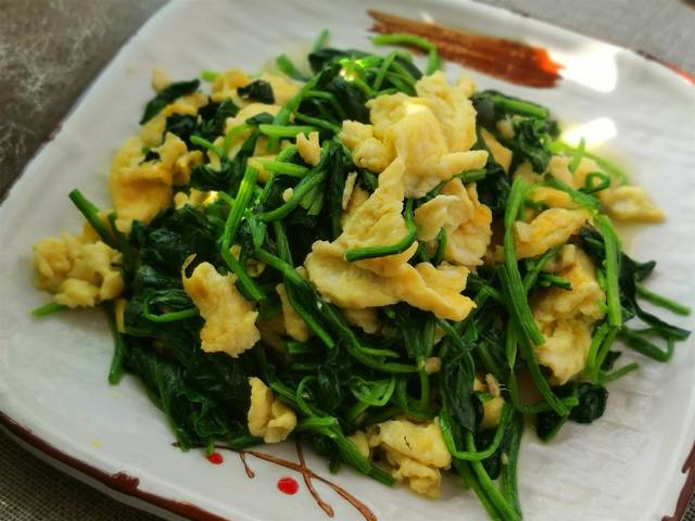 菠菜鸡蛋片的做法大全家常