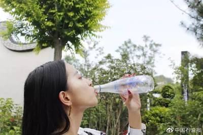 什么网在空气中取水