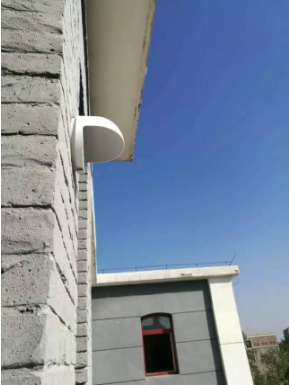 排气通风孔低于吊顶