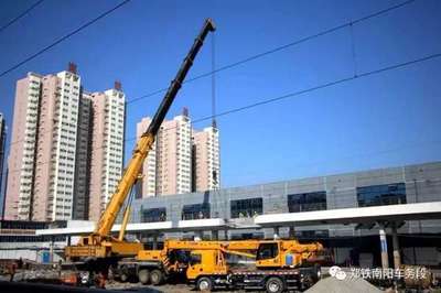 钢结构雨棚施工难度评估（钢结构玻璃遮雨棚施工质量检测）