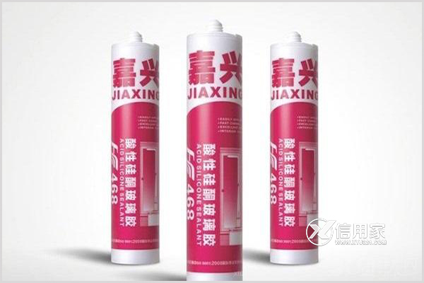 玻璃胶粘手上怎么去除
