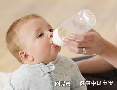 宝宝几岁可以喝鲜奶