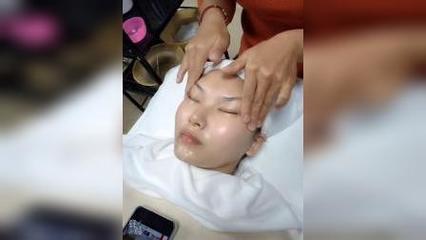 25岁学美容晚不晚