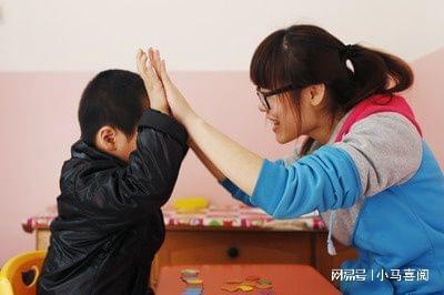 儿童孤独症怎么治疗
