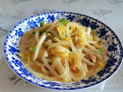 娃娃菜炒粉的做法大全家常