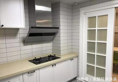 白色橱柜用久了