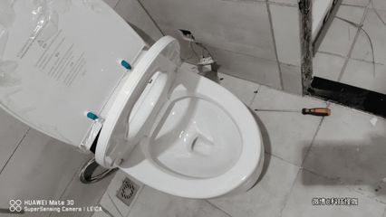 不冲水的马桶