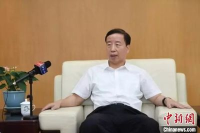 71歲東莞市原市長(zhǎng)李毓全被查，當(dāng)?shù)胤锤晒@著