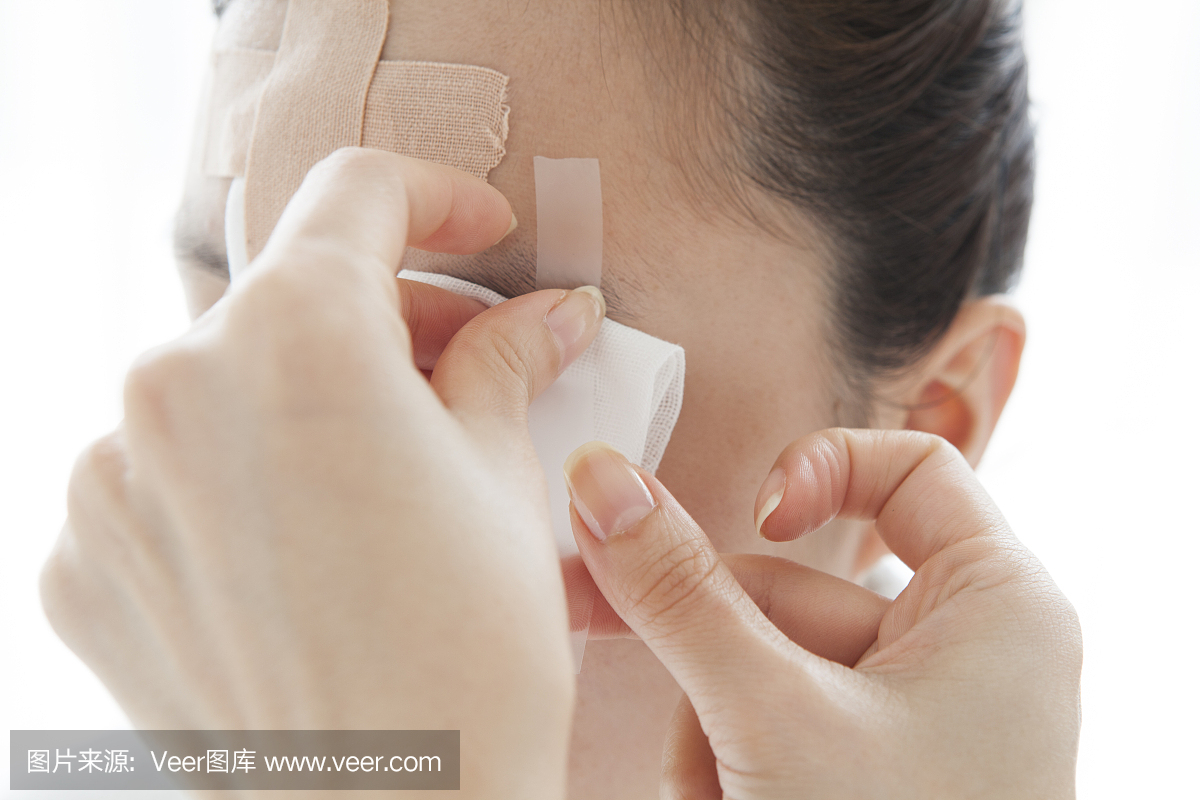 鼻子上痘痘用什么药膏