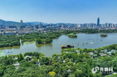 济南大明湖介绍