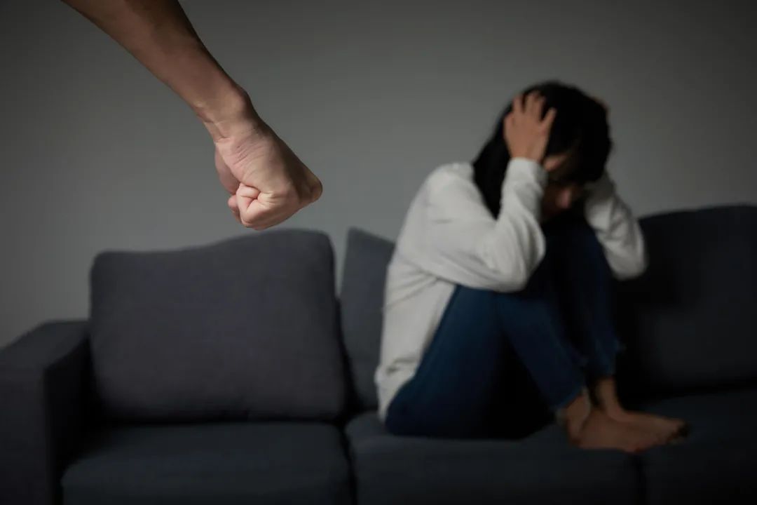 老公酗酒可提出离婚