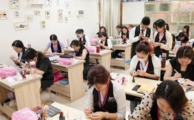 美容美甲培训机构