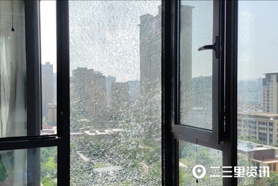 阳台玻璃突然爆裂原因