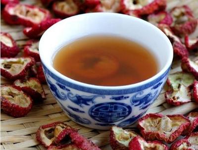 自制荷叶山楂减肥茶