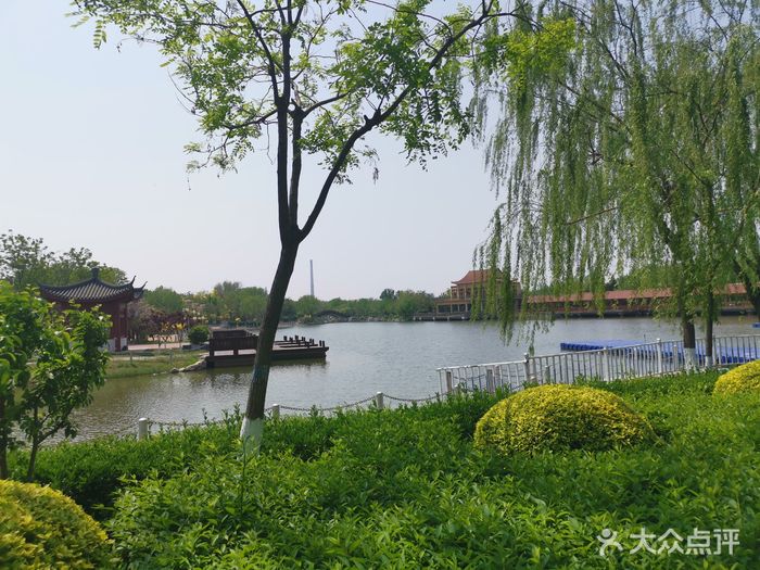天津塘沽河滨公园