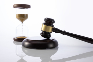 刑事诉讼期间开始的时和日