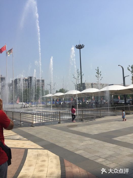 北京亦庄城乡世纪广场