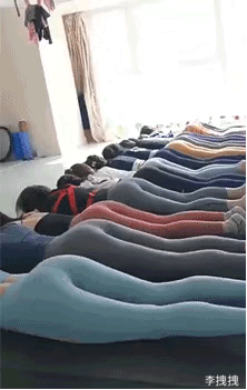 爬山穿瑜伽裤
