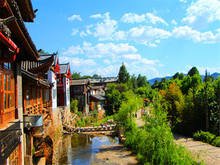 到丽江旅游多少费用