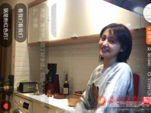 瓷砖橱柜门掉了怎么弄